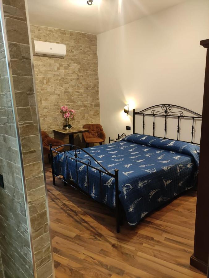 Uria Rooms & Suite B&B В'єсте Екстер'єр фото