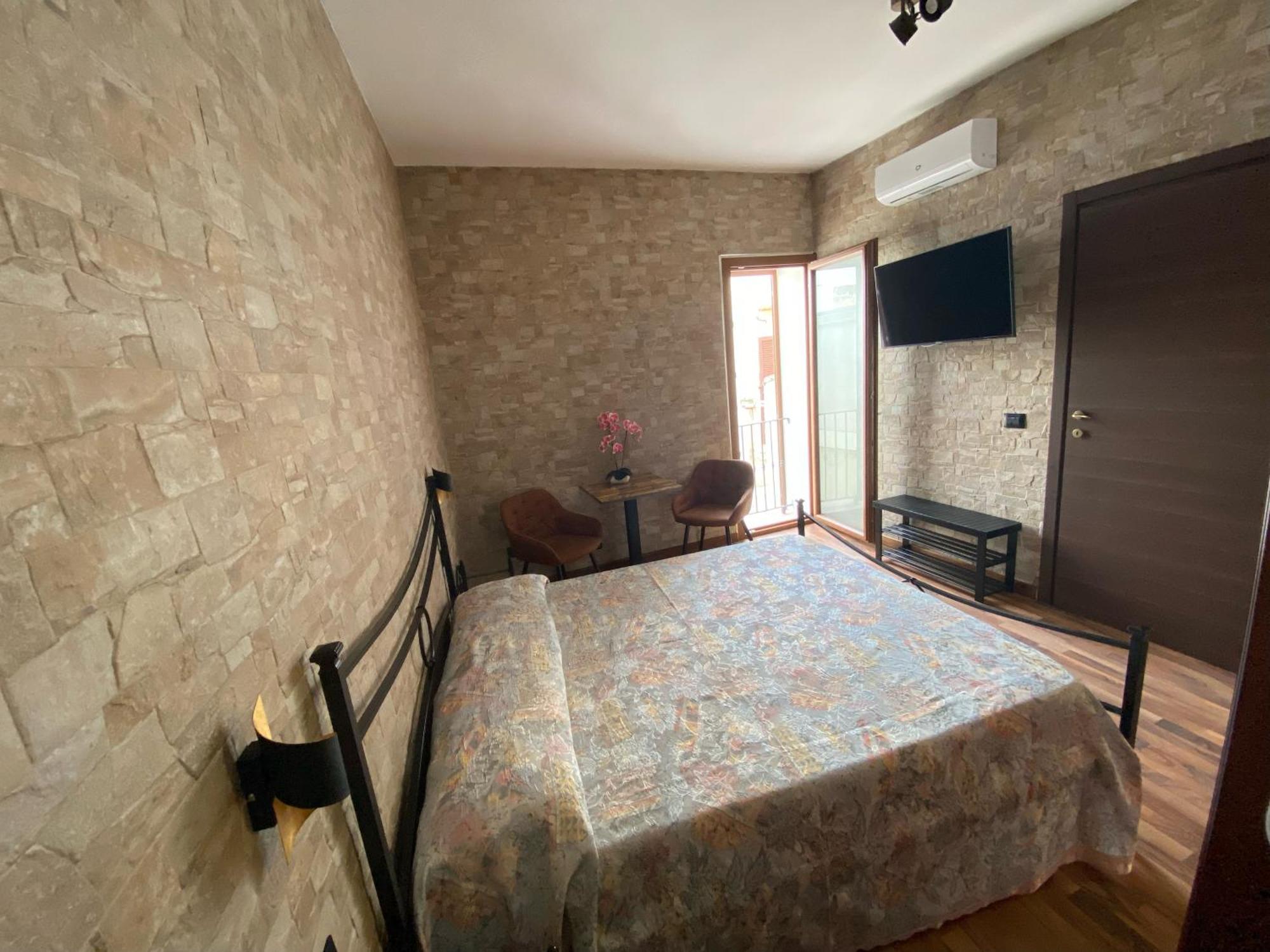 Uria Rooms & Suite B&B В'єсте Екстер'єр фото